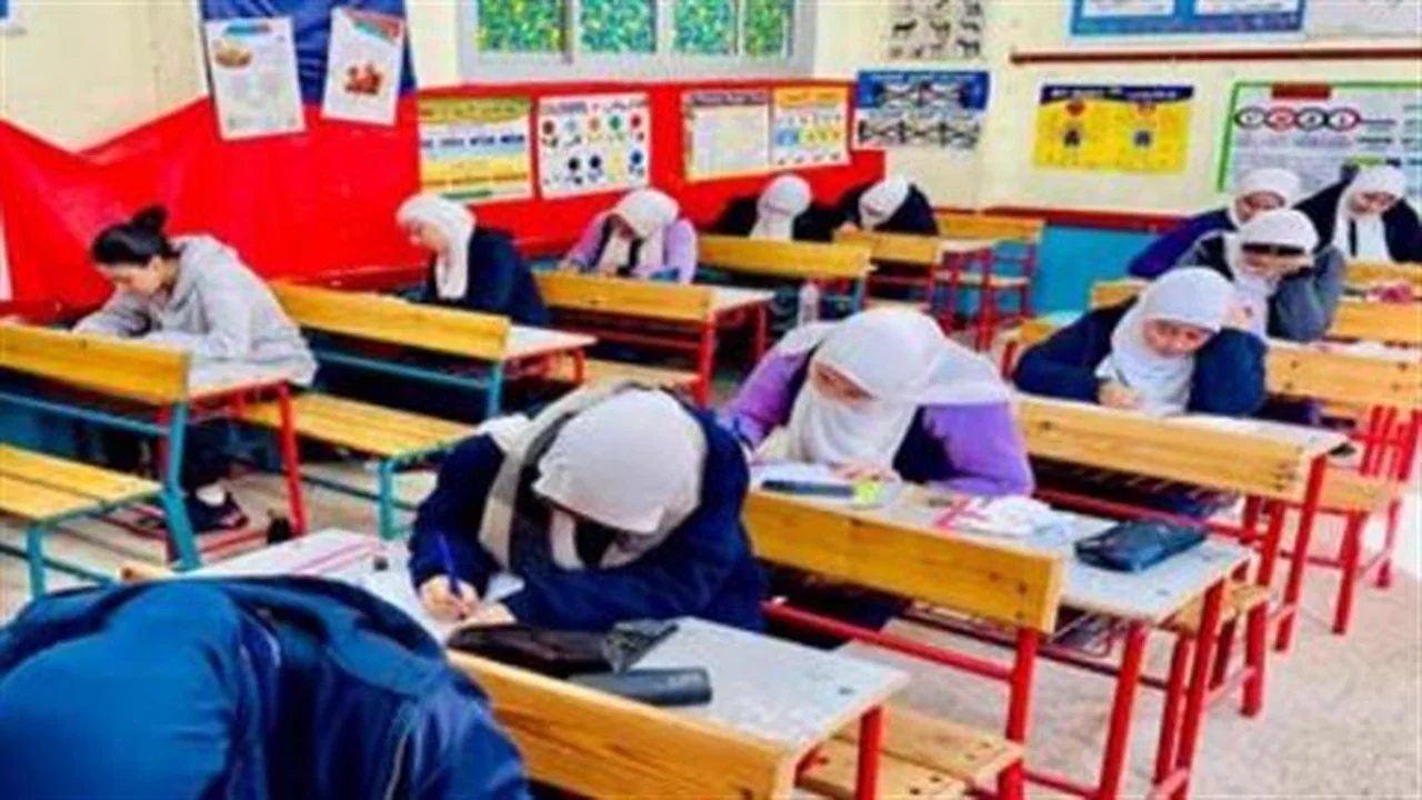 خطط جديدة.. وزارة التعليم تعزز بيئة طلاب الثانوية العامة